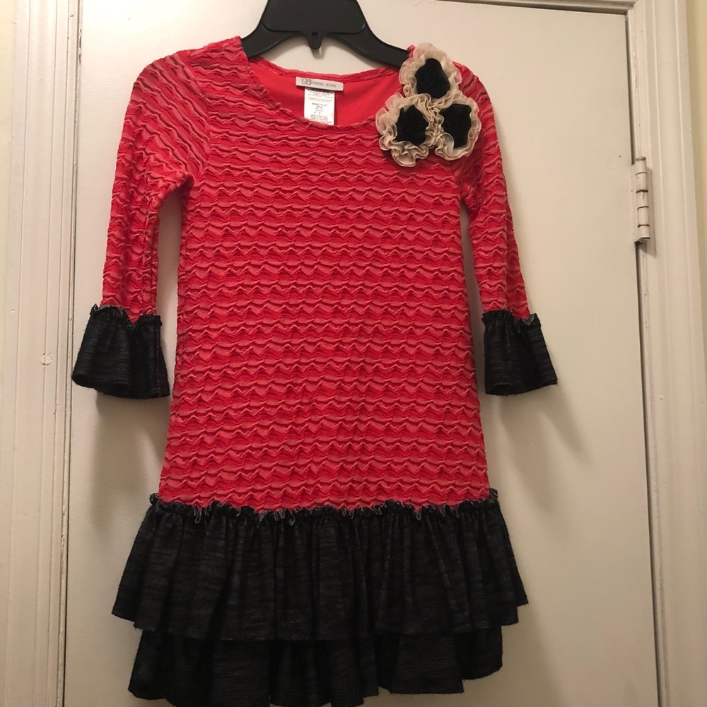 Textured dress with ruffles